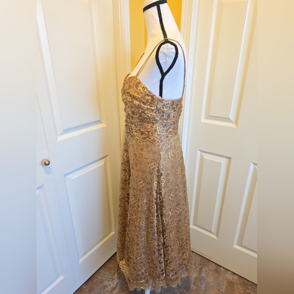 JOSEPH RIBKOFF GOLD LACE DRESS, SIZE 10 - Picture 4 of 11